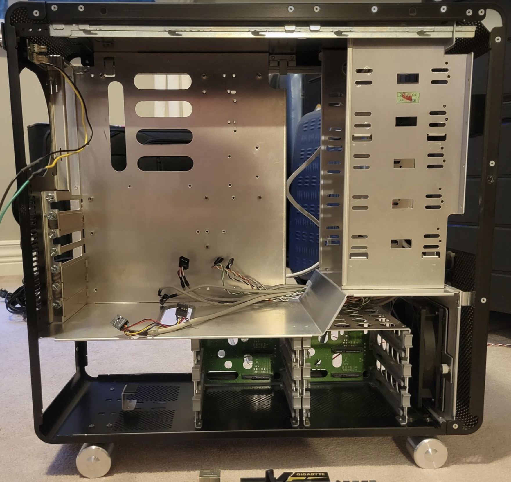 the-case-side